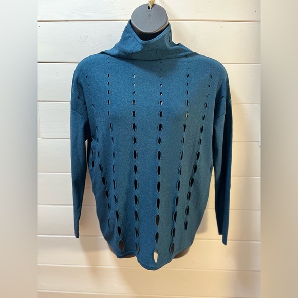 ❣️SARAH PACINI – Long Openwork Sweater – One Size - Picture 9 of 10